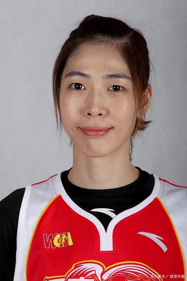 爱游戏体育下载-女子足球比赛场上，中国选手们呈现出色风采的简单介绍